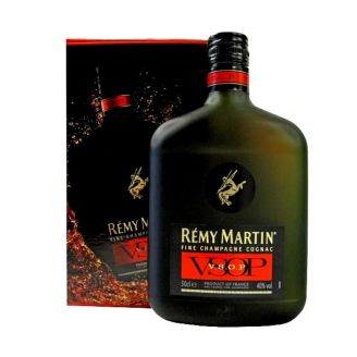 Коньяк Remy Martin VSOP 0,5л (кор)